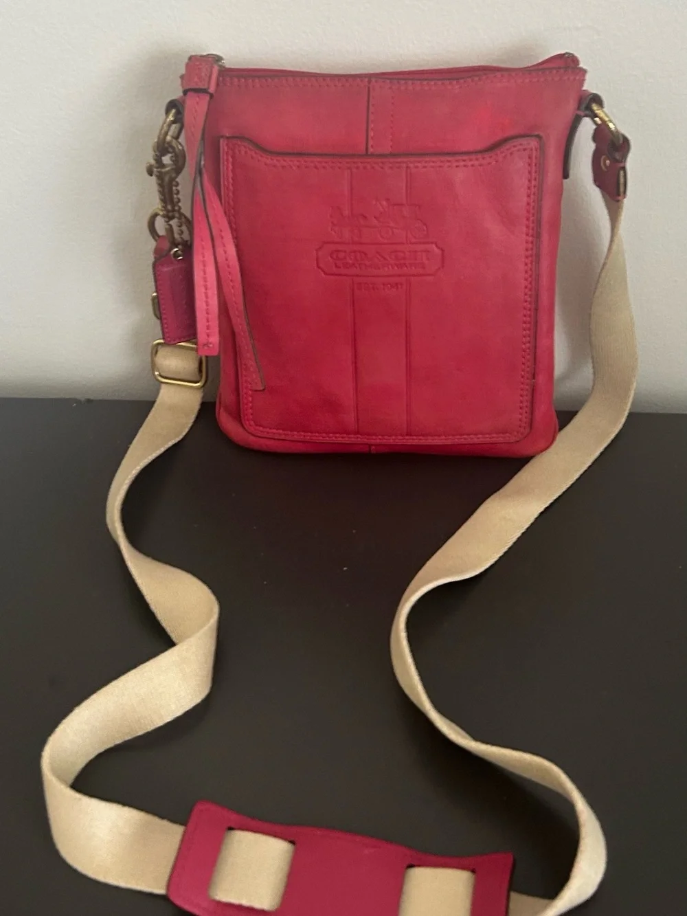 Coach Legacy Pink Leather Crossbody Bag Vintage Adjustable Strap gloved leather - Picture 5 of 14